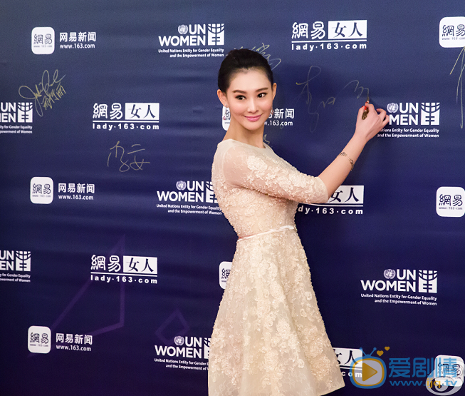 李昕岳活动照 李昕岳高清写真_李昕岳高清剧照