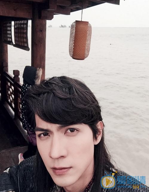 任言恺片场照 任言恺高清写真_任言恺高清剧照