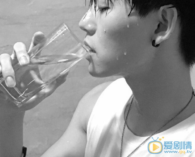 宇梁写真 宇梁高清写真_宇梁高清剧照