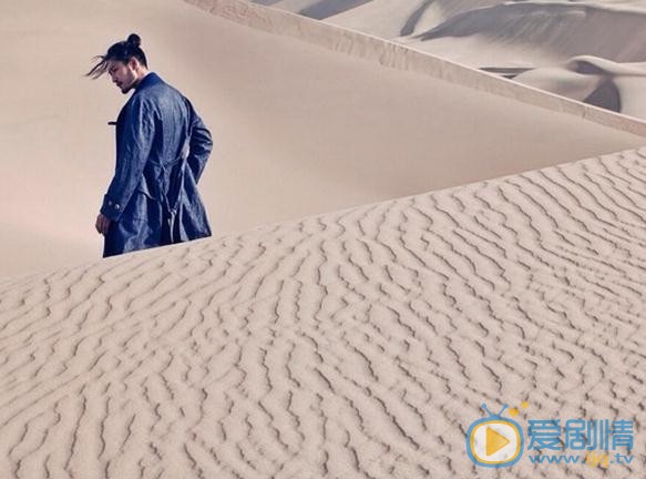 白翔沙漠写真 白翔高清写真_白翔高清剧照