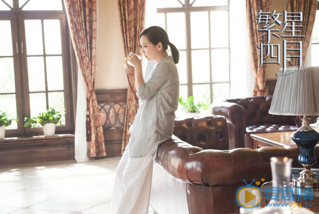 繁星四月四月妈妈是谁演的?四月妈妈扮演者邓萃雯个人资料介绍
