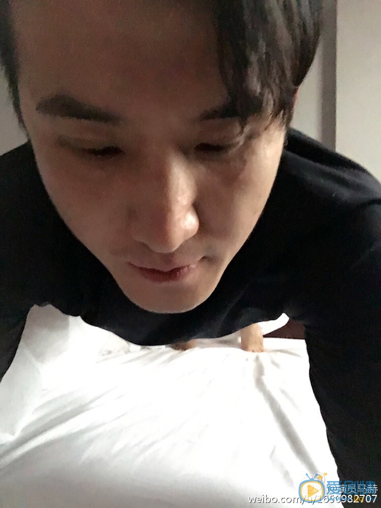 马赫生活照 马赫高清写真_马赫高清剧照