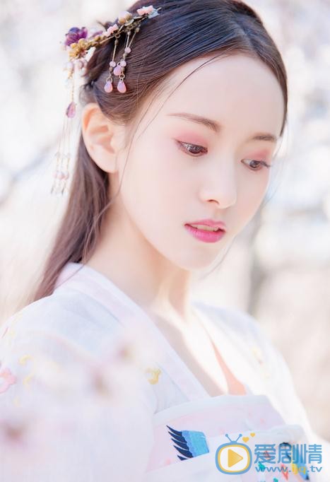 刘馨棋樱花写真