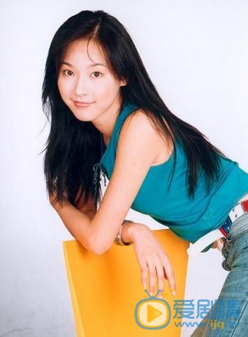 吴佳尼早期写真 吴佳尼高清写真_吴佳尼高清剧照
