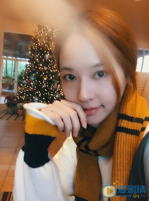 吴佳尼生活照 吴佳尼高清写真_吴佳尼高清剧照