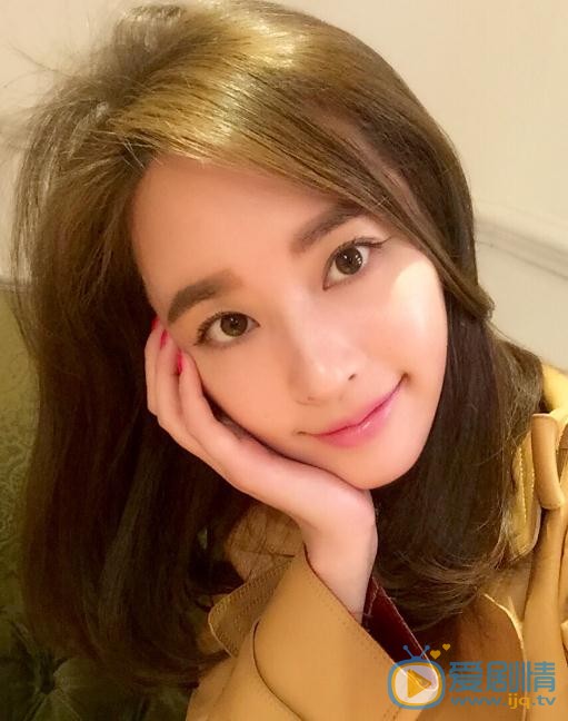 吴佳尼生活照 吴佳尼高清写真_吴佳尼高清剧照