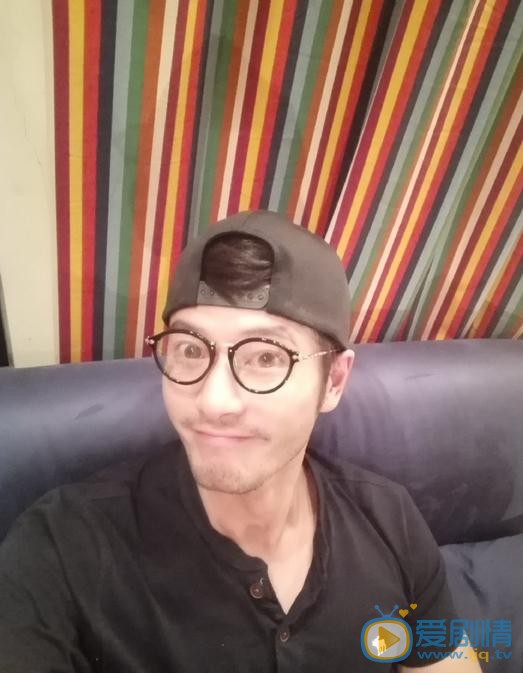 金珈生活照 金珈高清写真_金珈高清剧照