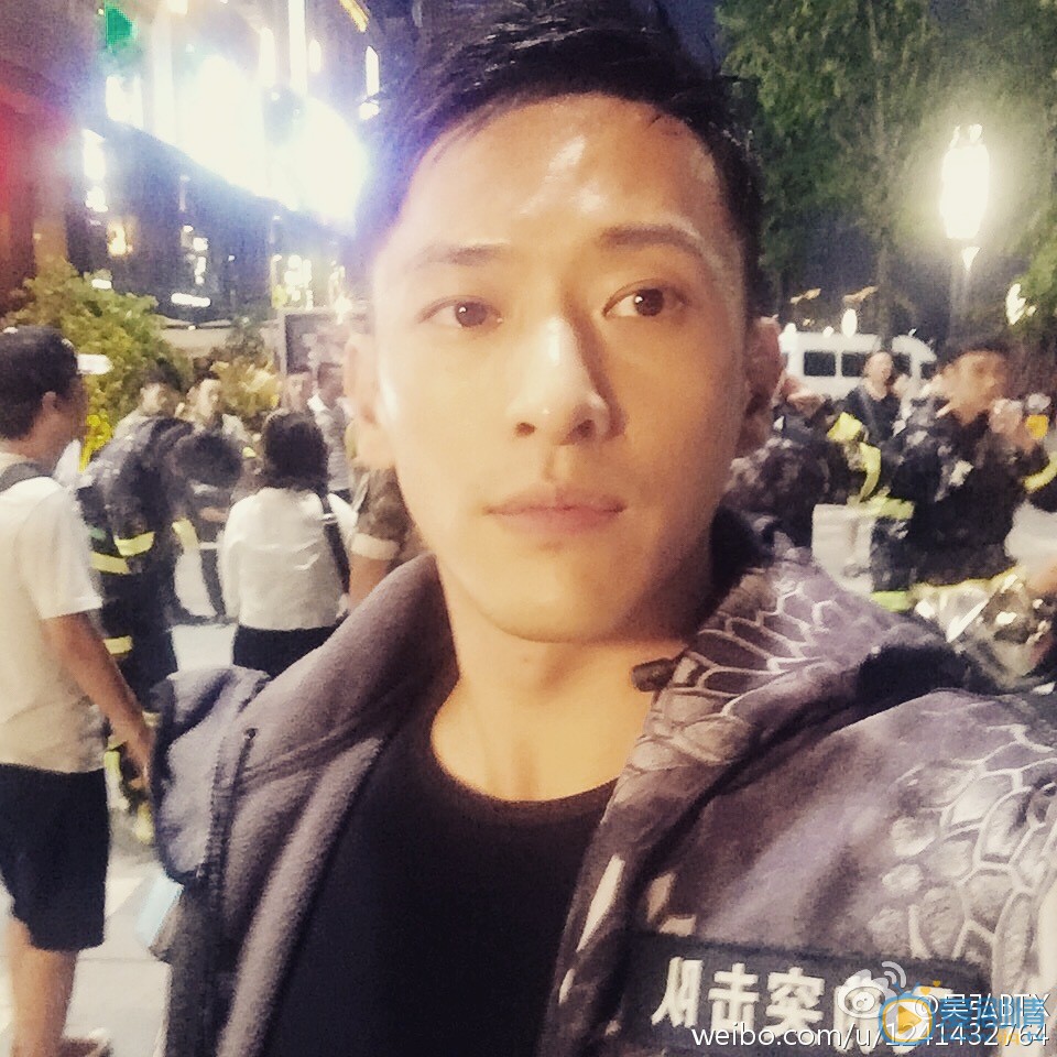 吴弘片场照 吴弘高清写真_吴弘高清剧照