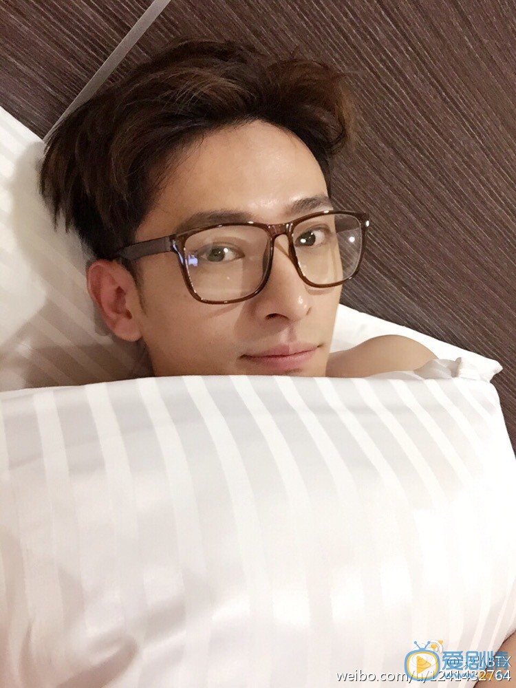 吴弘生活照 吴弘高清写真_吴弘高清剧照