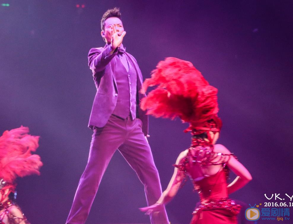 谢天华演唱会大片 谢天华高清写真_谢天华高清剧照