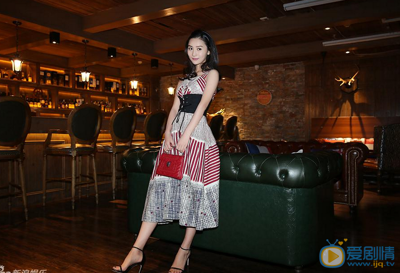 张维娜街拍写真 张维娜高清写真_张维娜高清剧照