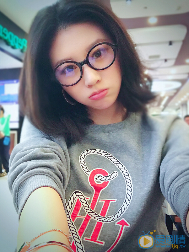 侯梦瑶生活照 侯梦瑶高清写真_侯梦瑶高清剧照