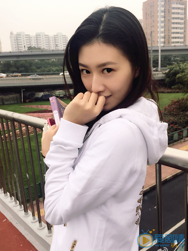 侯梦瑶生活照 侯梦瑶高清写真_侯梦瑶高清剧照