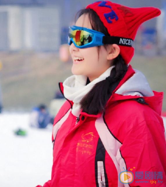 蒋依依滑雪照 蒋依依高清写真_蒋依依高清剧照