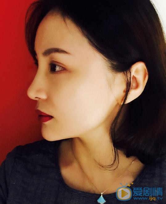 鸿利生活照 鸿利高清写真_鸿利高清剧照