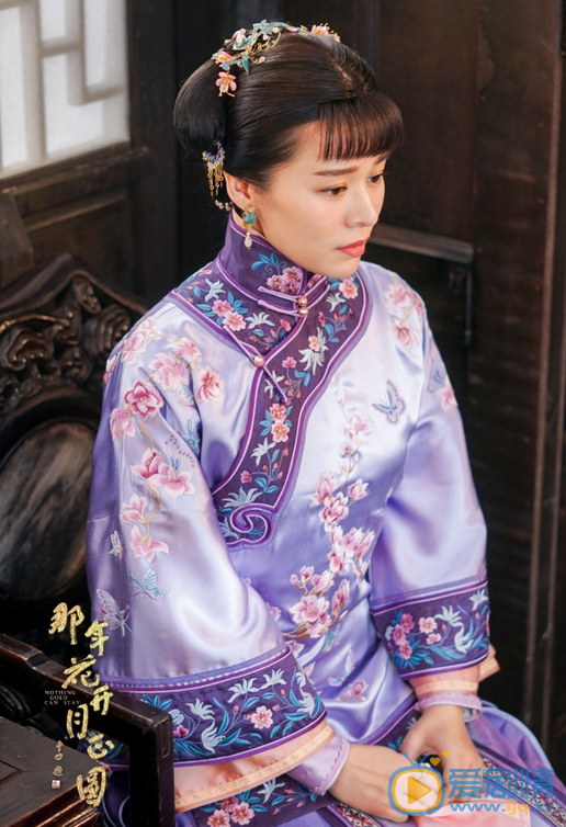 那年花开月正圆胡咏梅剧照 