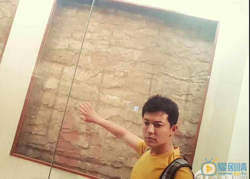 崔鹏生活照 崔鹏高清写真_崔鹏高清剧照