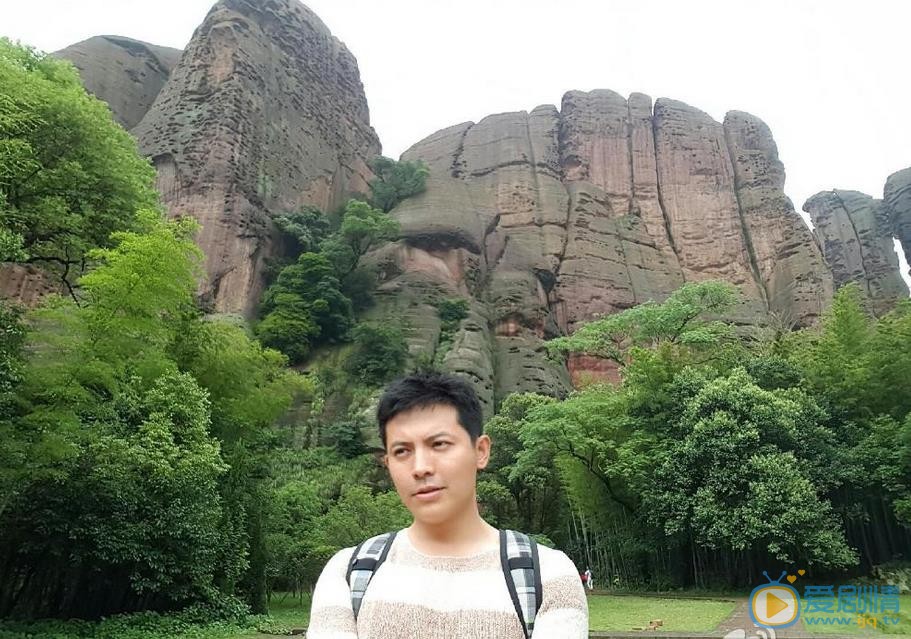 崔鹏生活照 崔鹏高清写真_崔鹏高清剧照