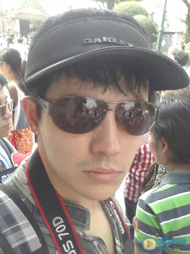 崔鹏生活照 崔鹏高清写真_崔鹏高清剧照