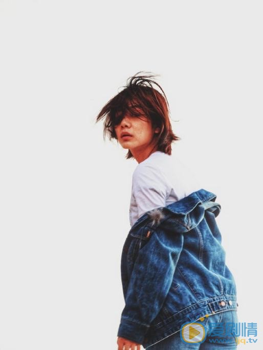 王真儿沙漠写真 王真儿高清写真_王真儿高清剧照