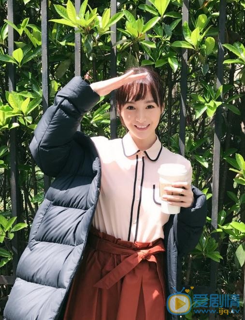 李依伊生活照 李依伊高清写真_李依伊高清剧照