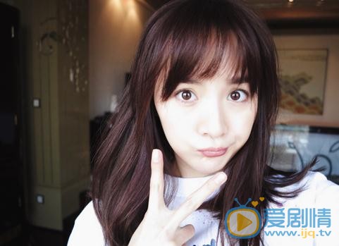 李依伊生活照 李依伊高清写真_李依伊高清剧照