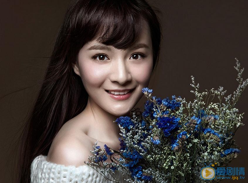 李依伊气质写真 李依伊高清写真_李依伊高清剧照