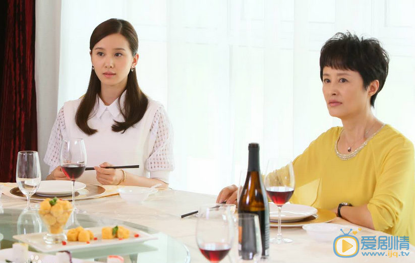 刘洁《那年青春我们正好》剧照 刘洁高清写真_刘洁高清剧照