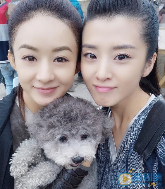 李若嘉片场照 李若嘉片场照