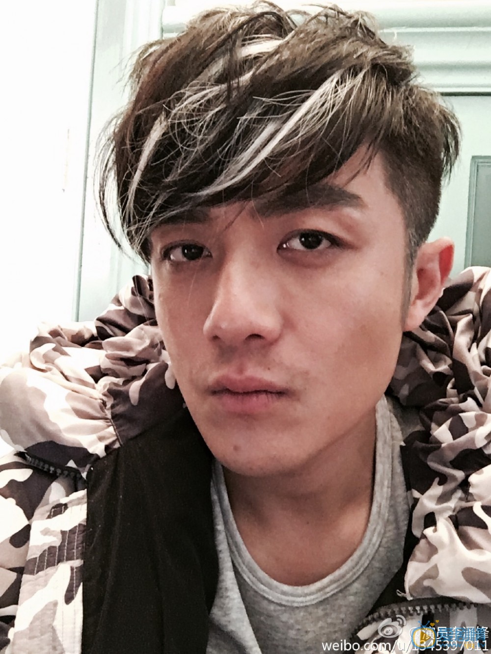 李泽锋生活照 李泽锋高清写真_李泽锋高清剧照