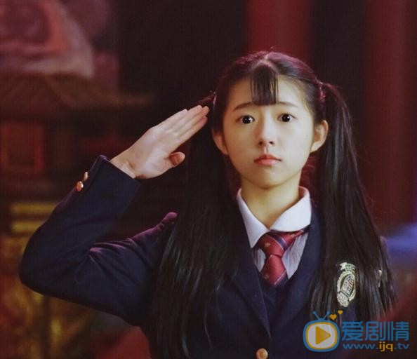 何蓝逗《少女黑道》剧照 何蓝逗高清写真_何蓝逗高清剧照
