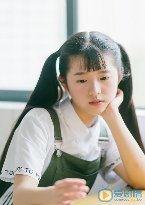 何蓝逗校园写真 何蓝逗高清写真_何蓝逗高清剧照