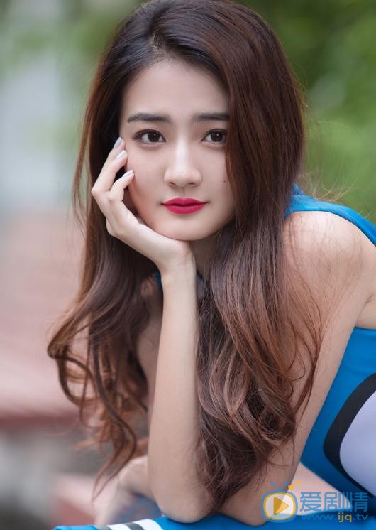 徐璐时尚街拍 徐璐高清写真_徐璐高清剧照