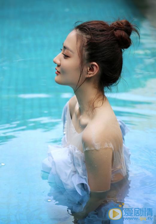 徐璐水中性感写真 徐璐高清写真_徐璐高清剧照