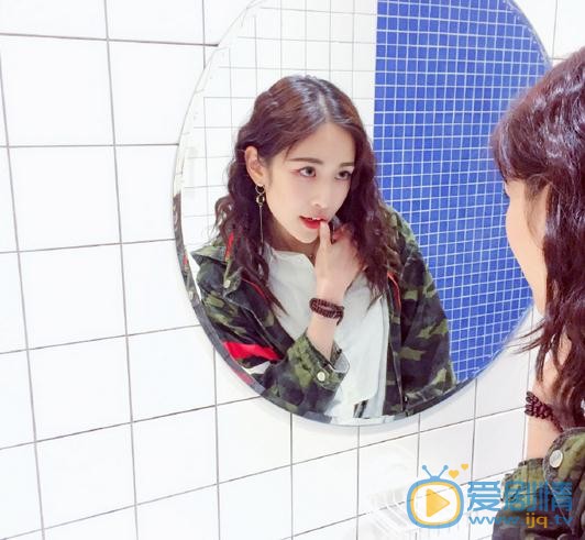 刘美彤街拍写真 刘美彤高清写真_刘美彤高清剧照
