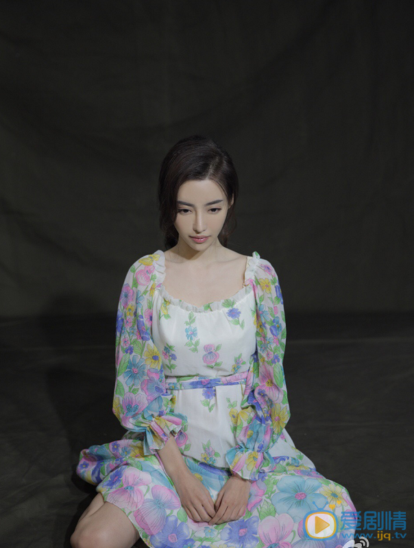 刘凡菲文艺写真 刘凡菲高清写真_刘凡菲高清剧照