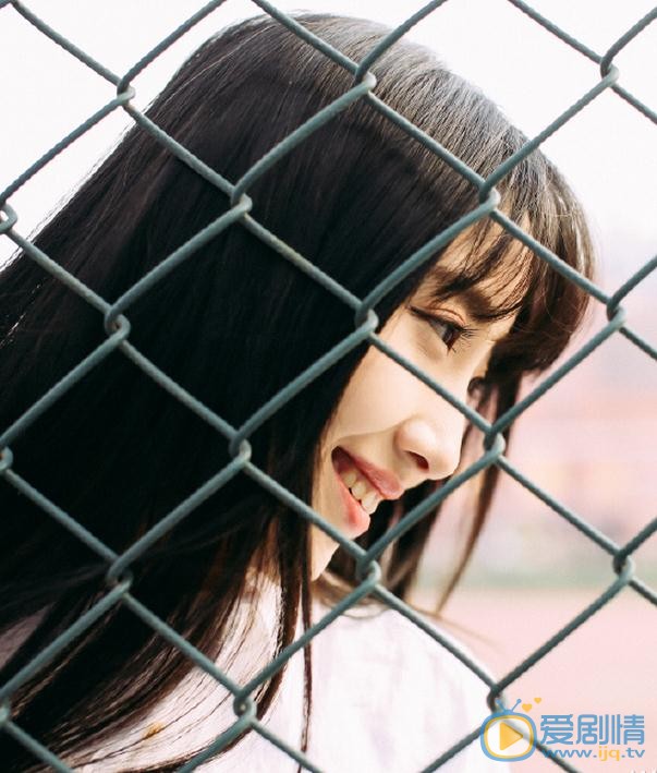 许梦圆校园写真 许梦圆高清写真_许梦圆高清剧照