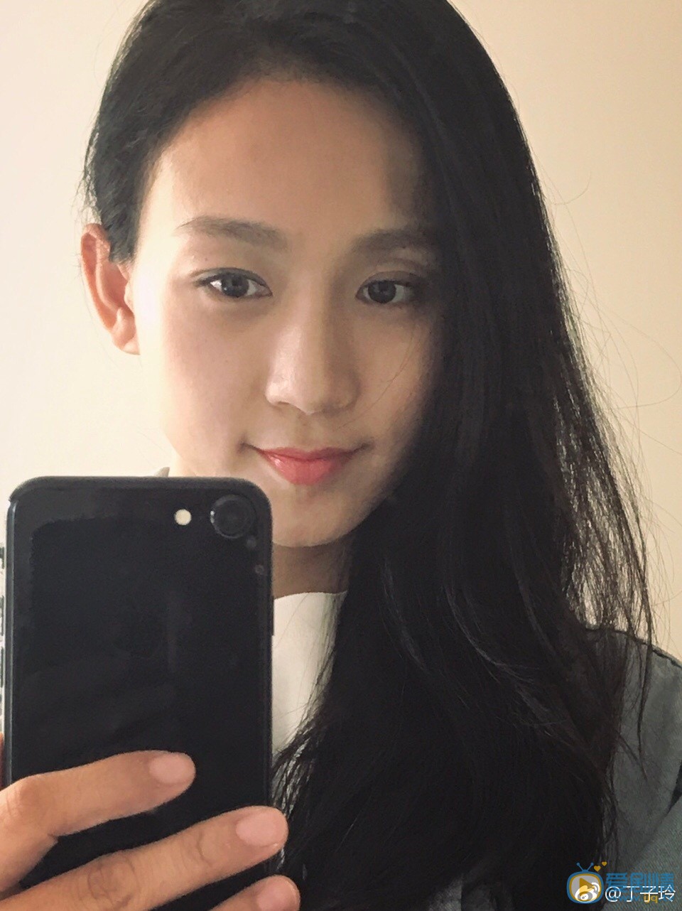 丁子玲生活照 丁子玲高清写真_丁子玲高清剧照