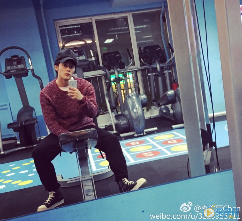 李俊辰生活照 李俊辰高清写真_李俊辰高清剧照