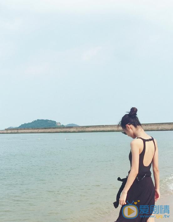 马泽涵海边照 马泽涵高清写真_马泽涵高清剧照