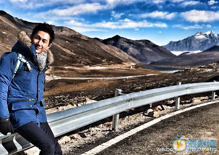 何明翰旅行照 何明翰高清写真_何明翰高清剧照