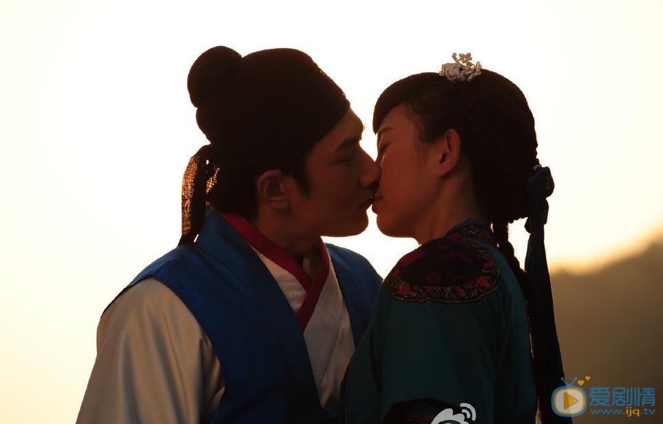 何明翰《上错花轿之三嫁奇缘》剧照 何明翰高清写真_何明翰高清剧照