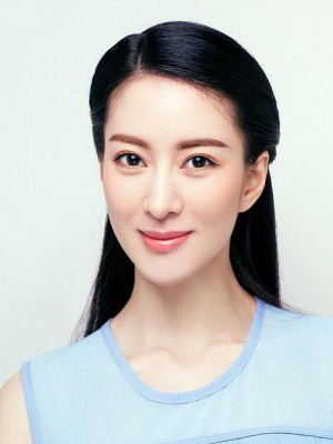 杨采盈