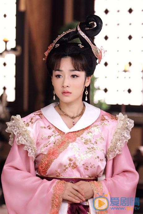 何彦霓《封神英雄榜2》据照