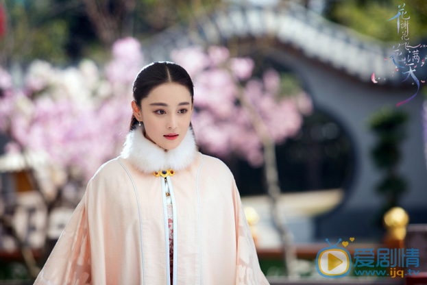 花谢花飞花满天谢千寻剧照 