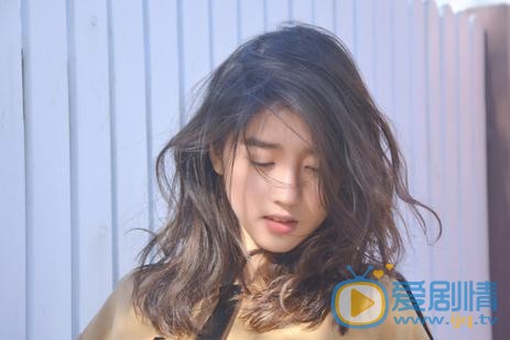 李凯馨街拍写真 李凯馨高清写真_李凯馨高清剧照
