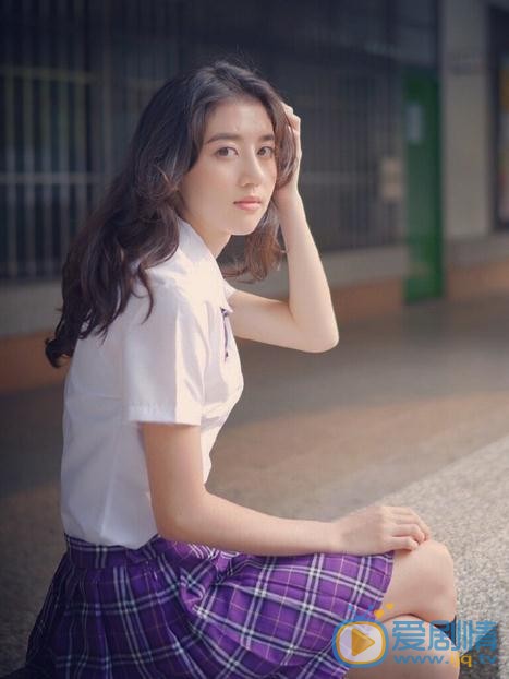 李凯馨校服写真 李凯馨高清写真_李凯馨高清剧照