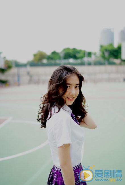 李凯馨校服写真 李凯馨高清写真_李凯馨高清剧照