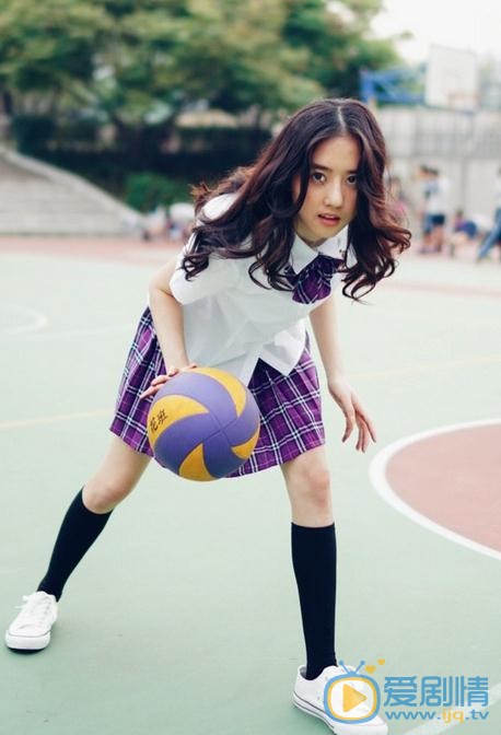 李凯馨校服写真 李凯馨高清写真_李凯馨高清剧照