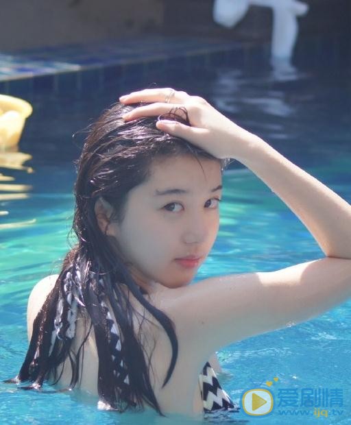 李凯馨比基尼写真 李凯馨高清写真_李凯馨高清剧照